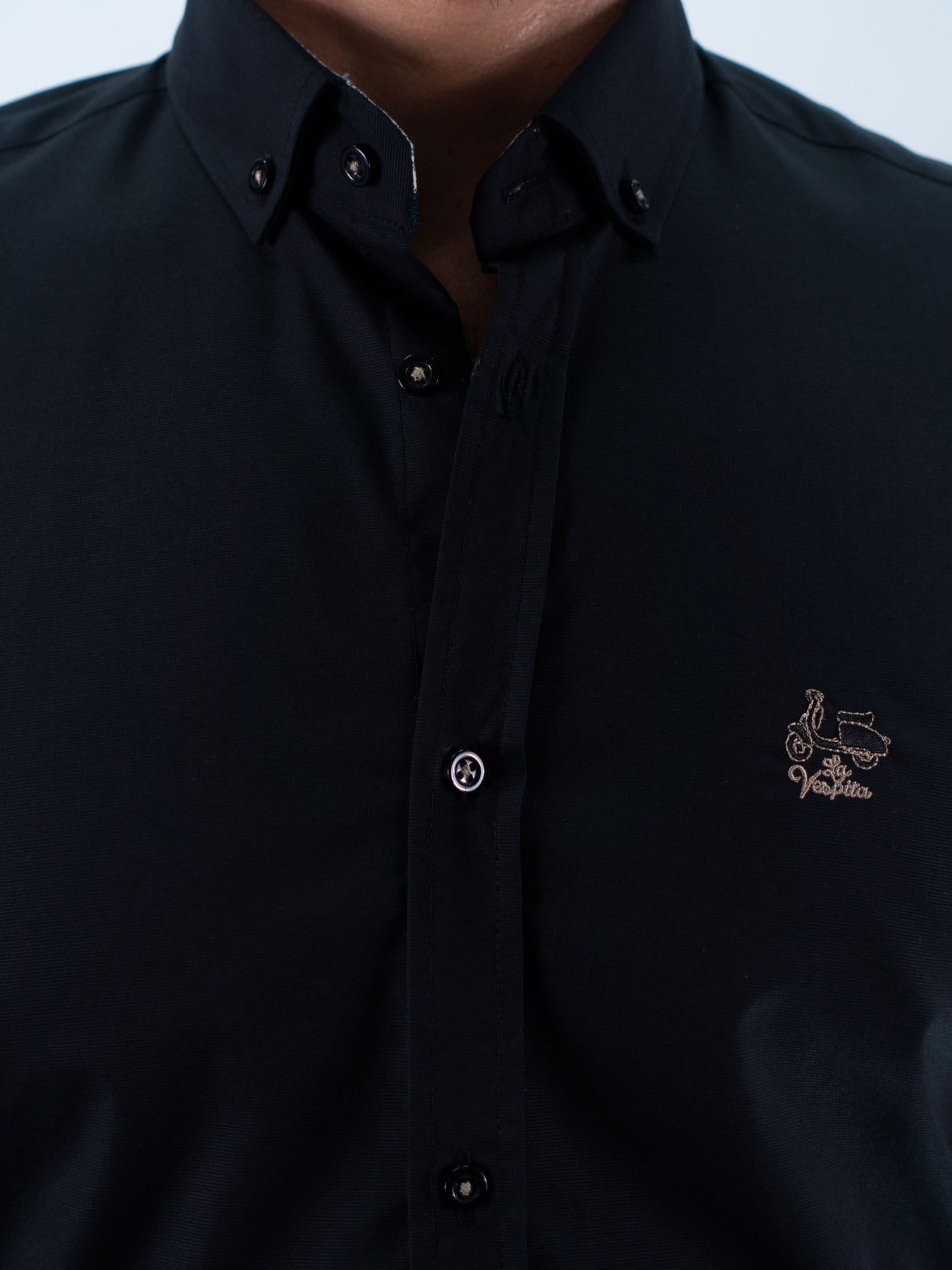 CAMISA FIL 26 LA VESPITA NEGRO
