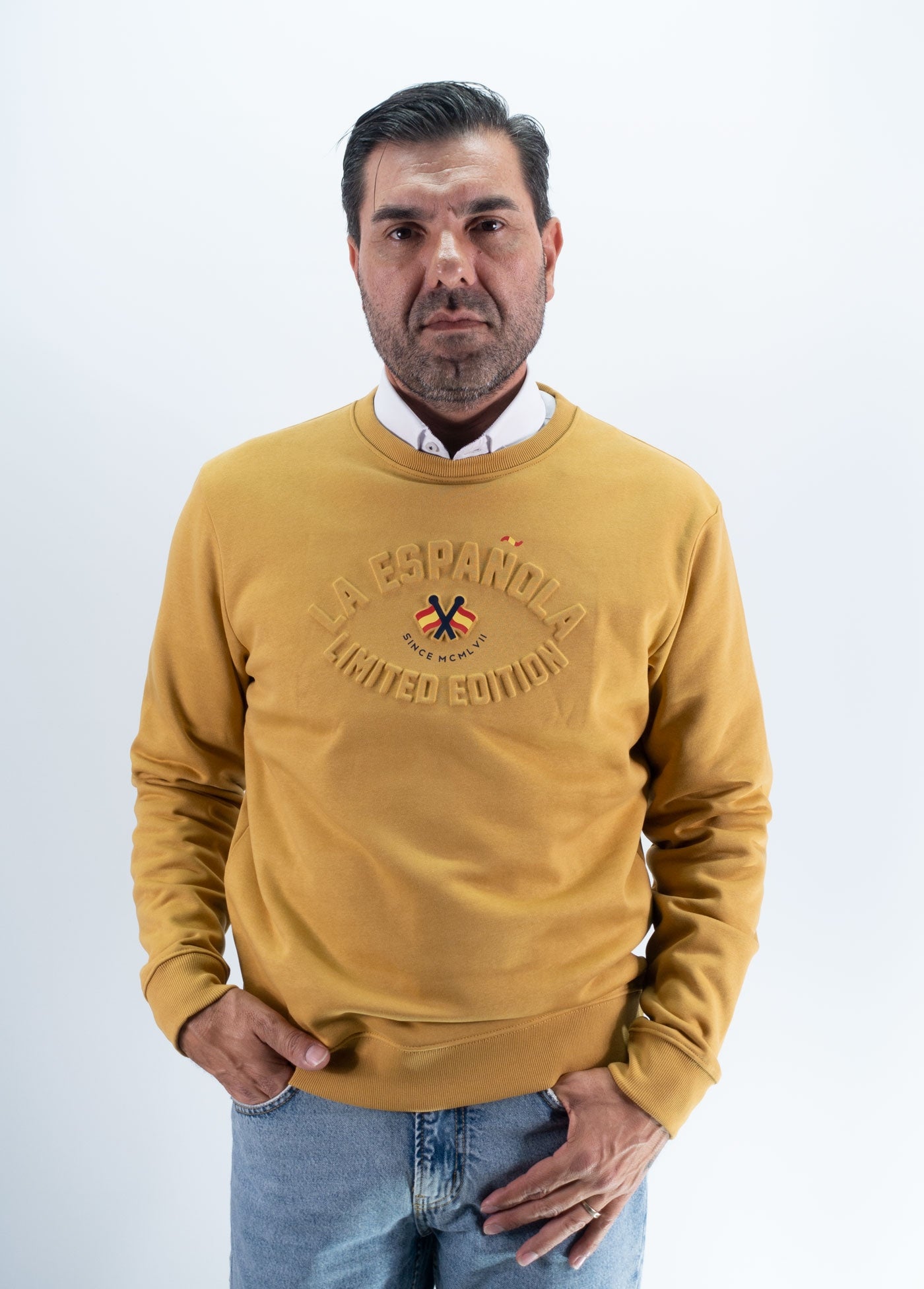 SUDADERA CUELLO CAJA GRABADO FLAT LA ESPANOLA MOSTAZA