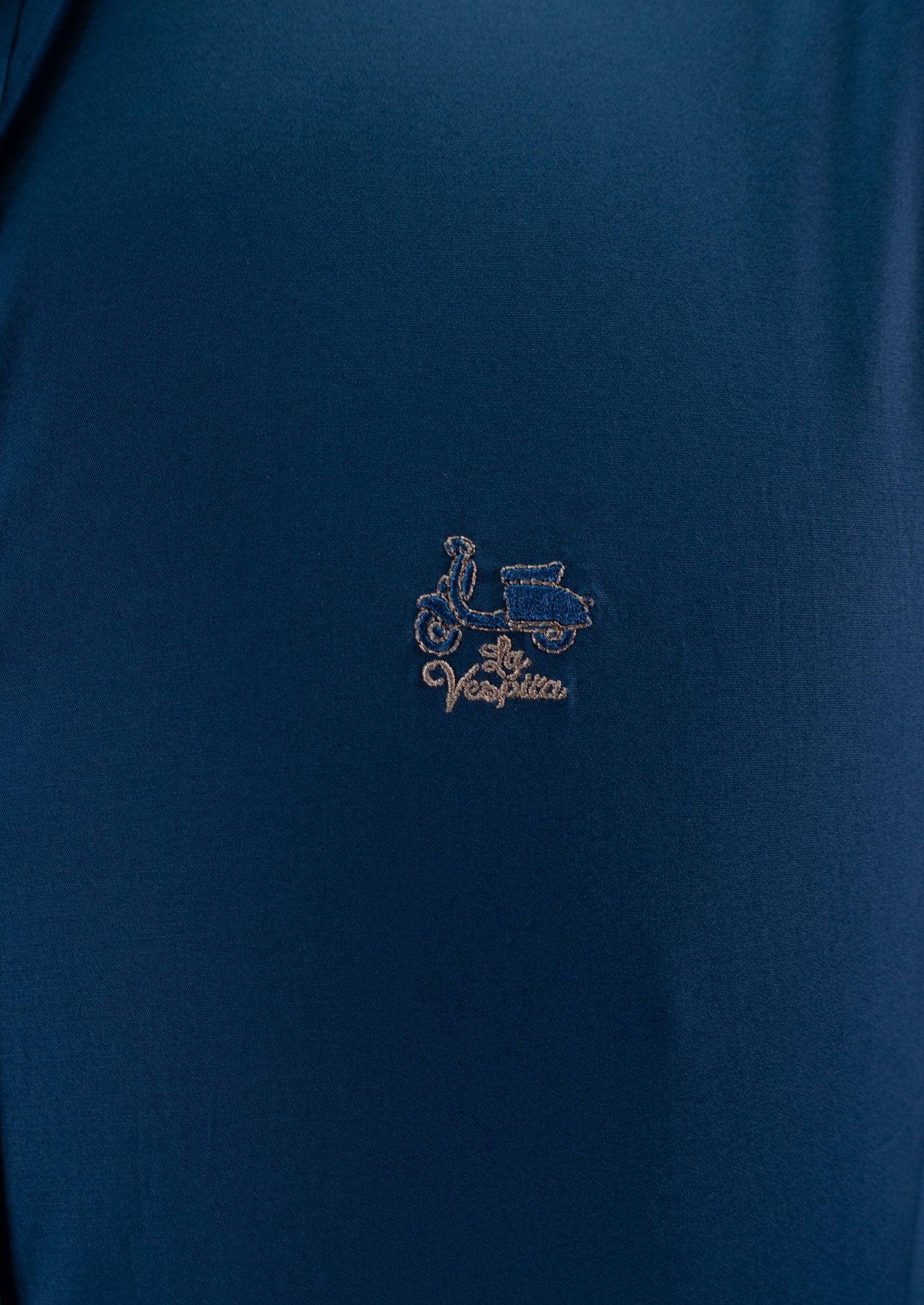 CAMISA LISA LICRA 26 LA VESPITA AZUL