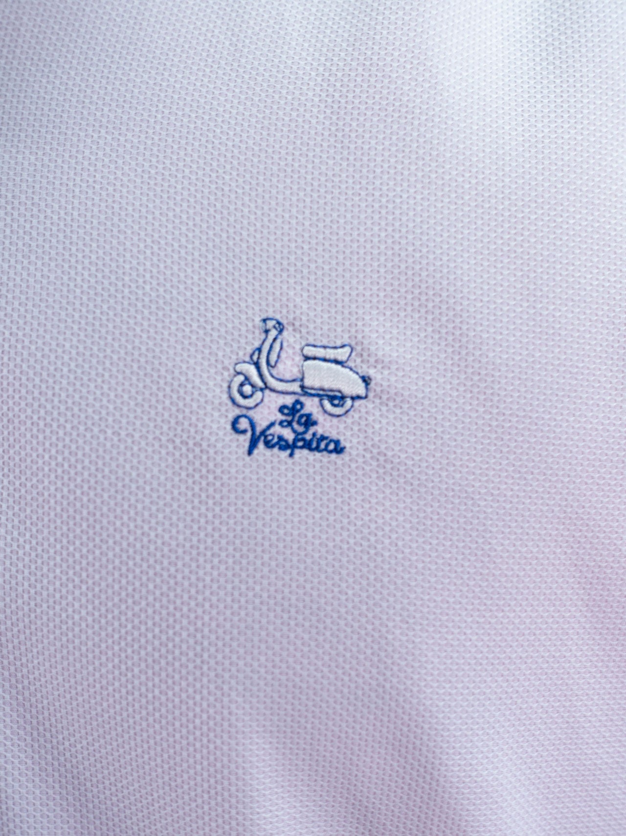 CAMISA LA RAZA 3 LA VESPITA ROSA