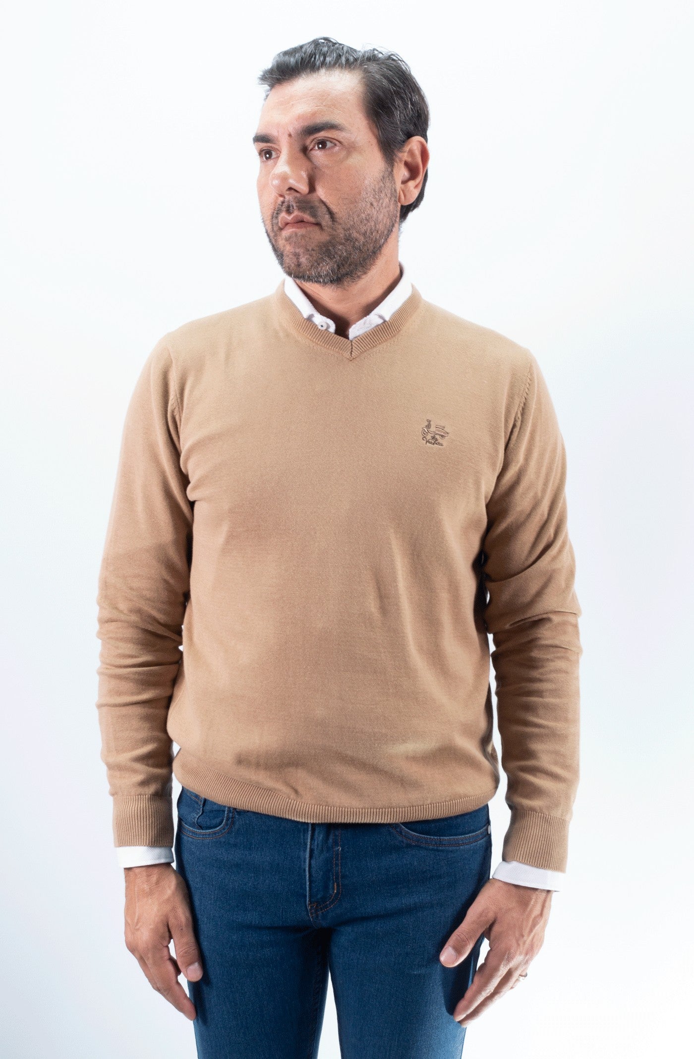 JERSEY CUELLO PICO LA VESPITA CAMEL