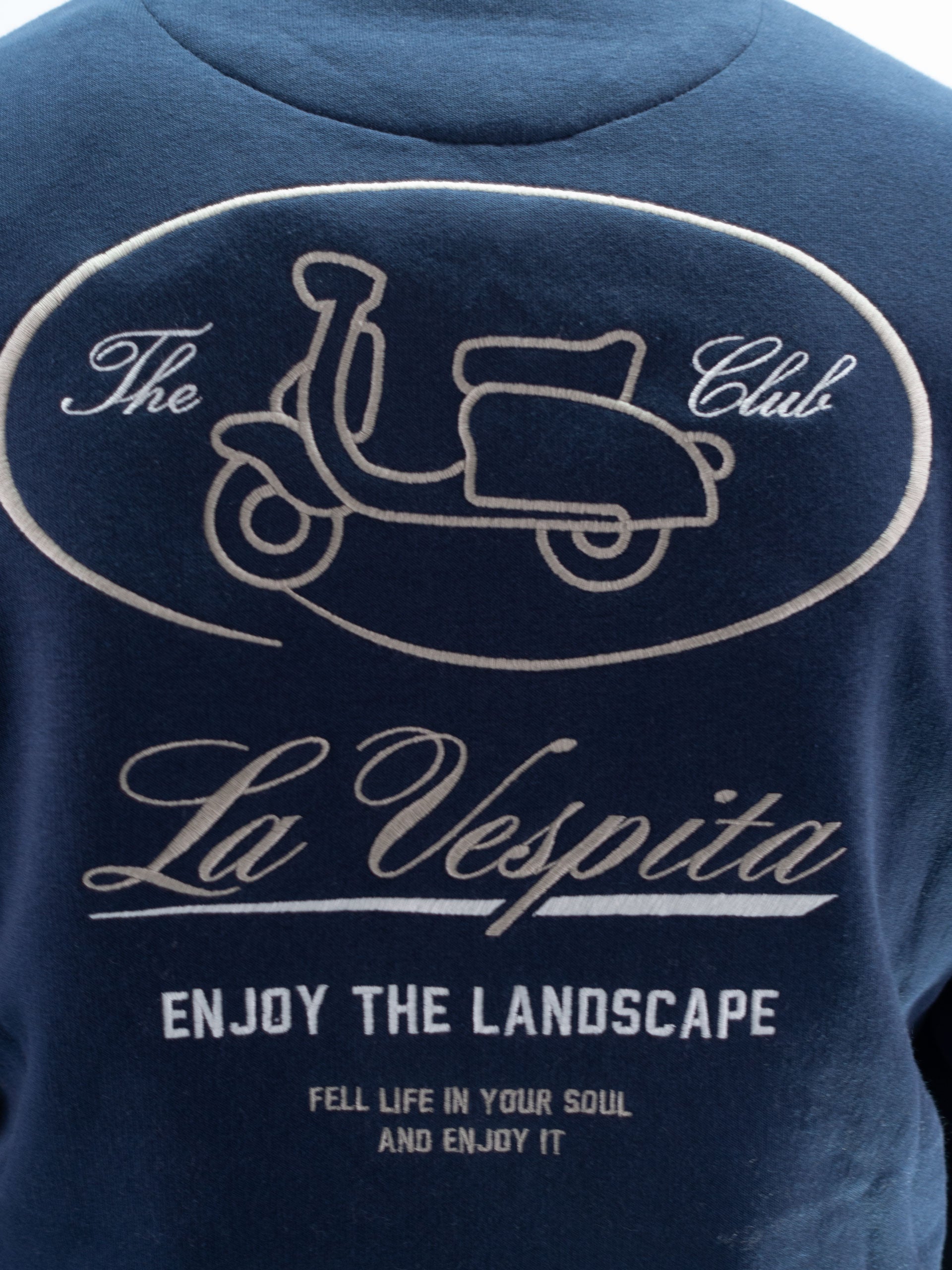 SUDADERA CUELLO CAJA LOGO LA VESPITA MARINO