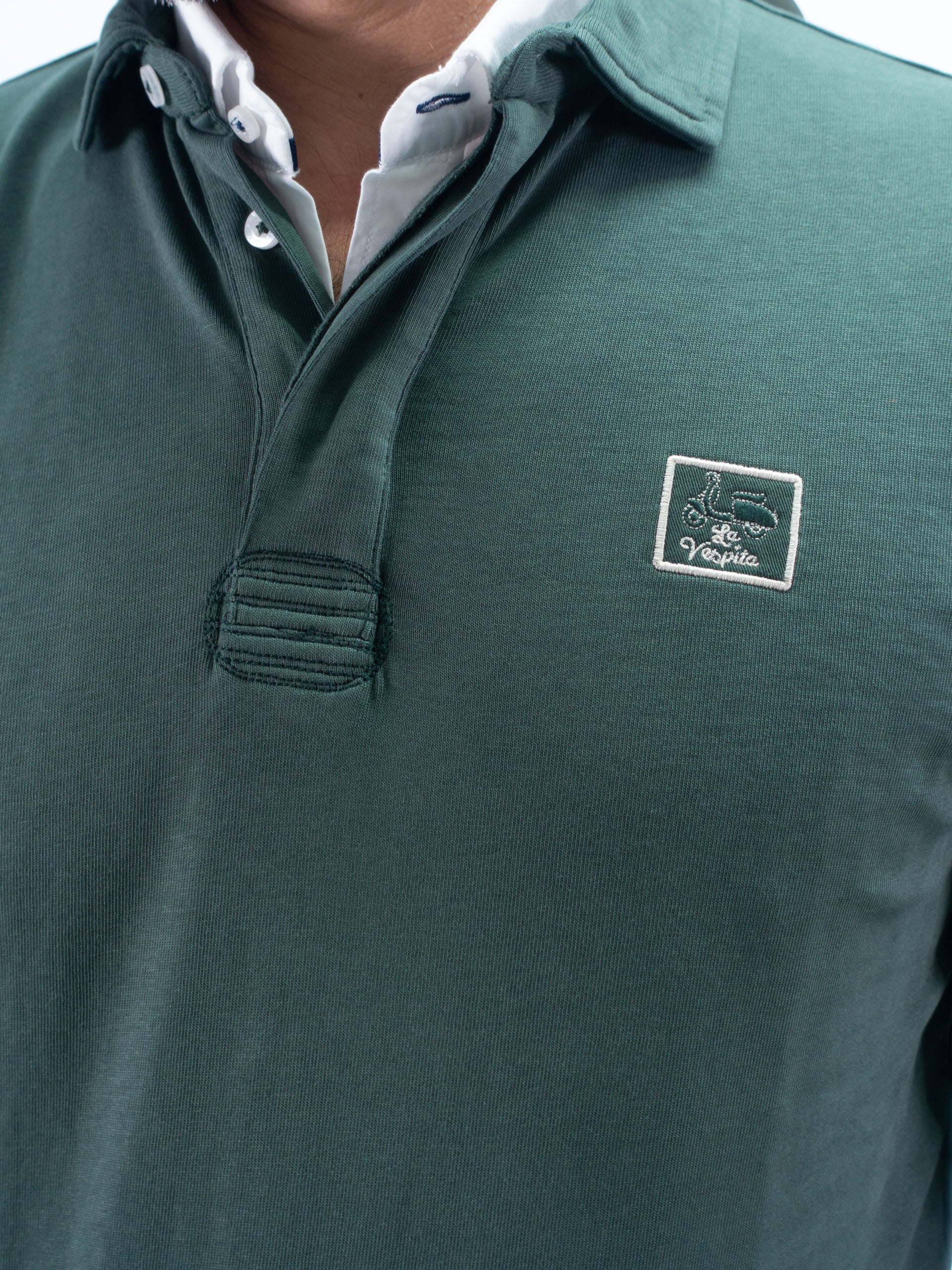 POLO MANGA LARGA BÁSICO LA VESPITA VERDE