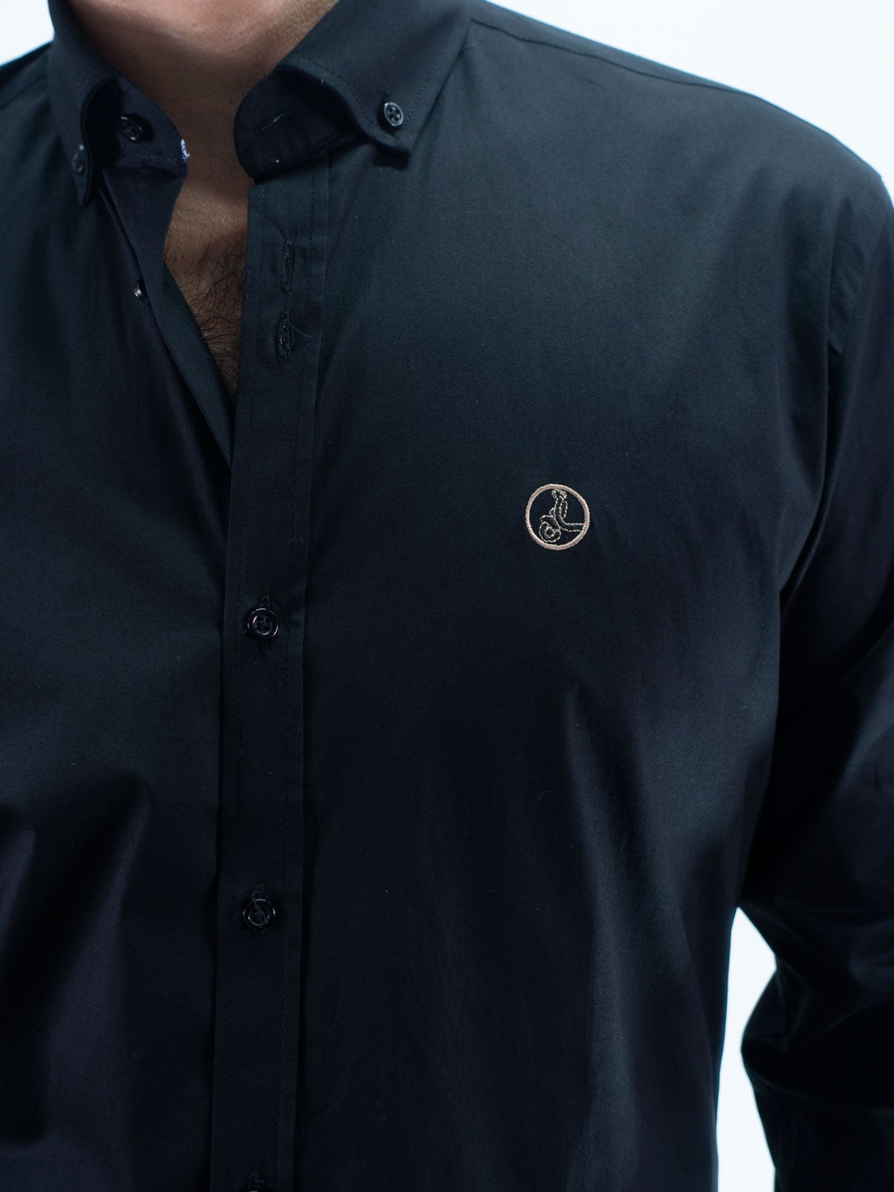 CAMISA LICRA LISA LA VESPITA NEGRO