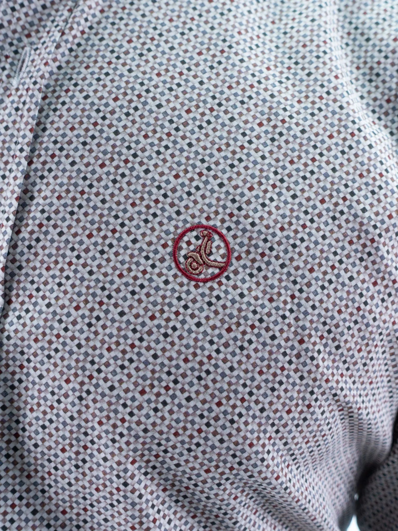 CAMISA ESTAMPADA LA VESPITA MARRÓN
